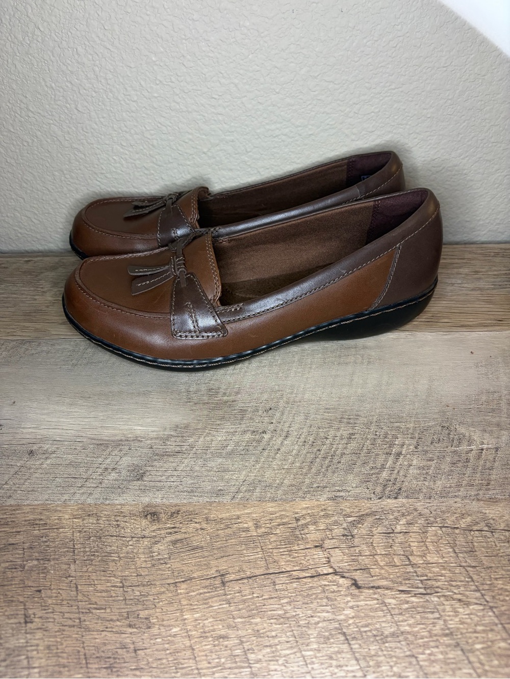 Clarks Womens Ashland Bubble Loafers - Picture 5 of 7